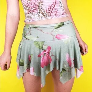 🌸Rare Vintage Mind Games By Ike & Eddie Floral Green Mini Asymmetrical Skirt 🧚